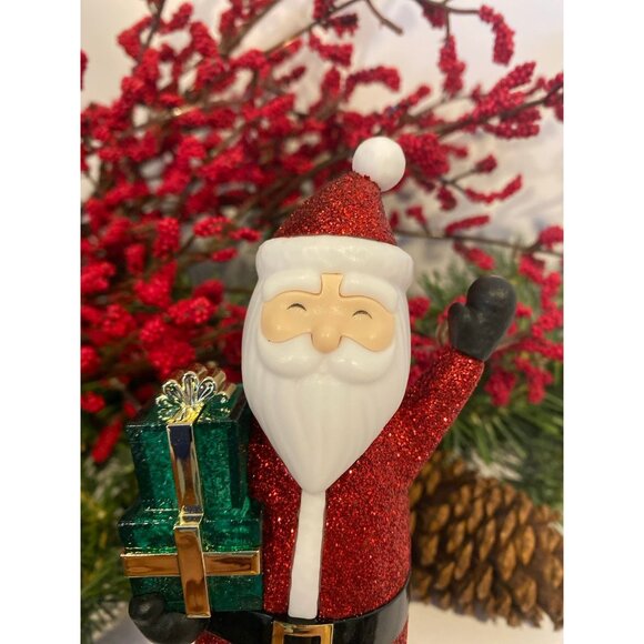 Bath & Body Works “Santa with Presents” Nightlight Wallflower Plug -New with tag - Picture 2 of 10